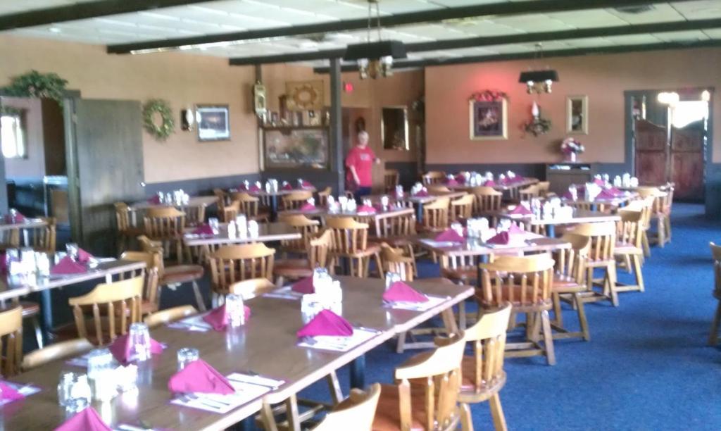 Old Towne Motel Westby Esterno foto